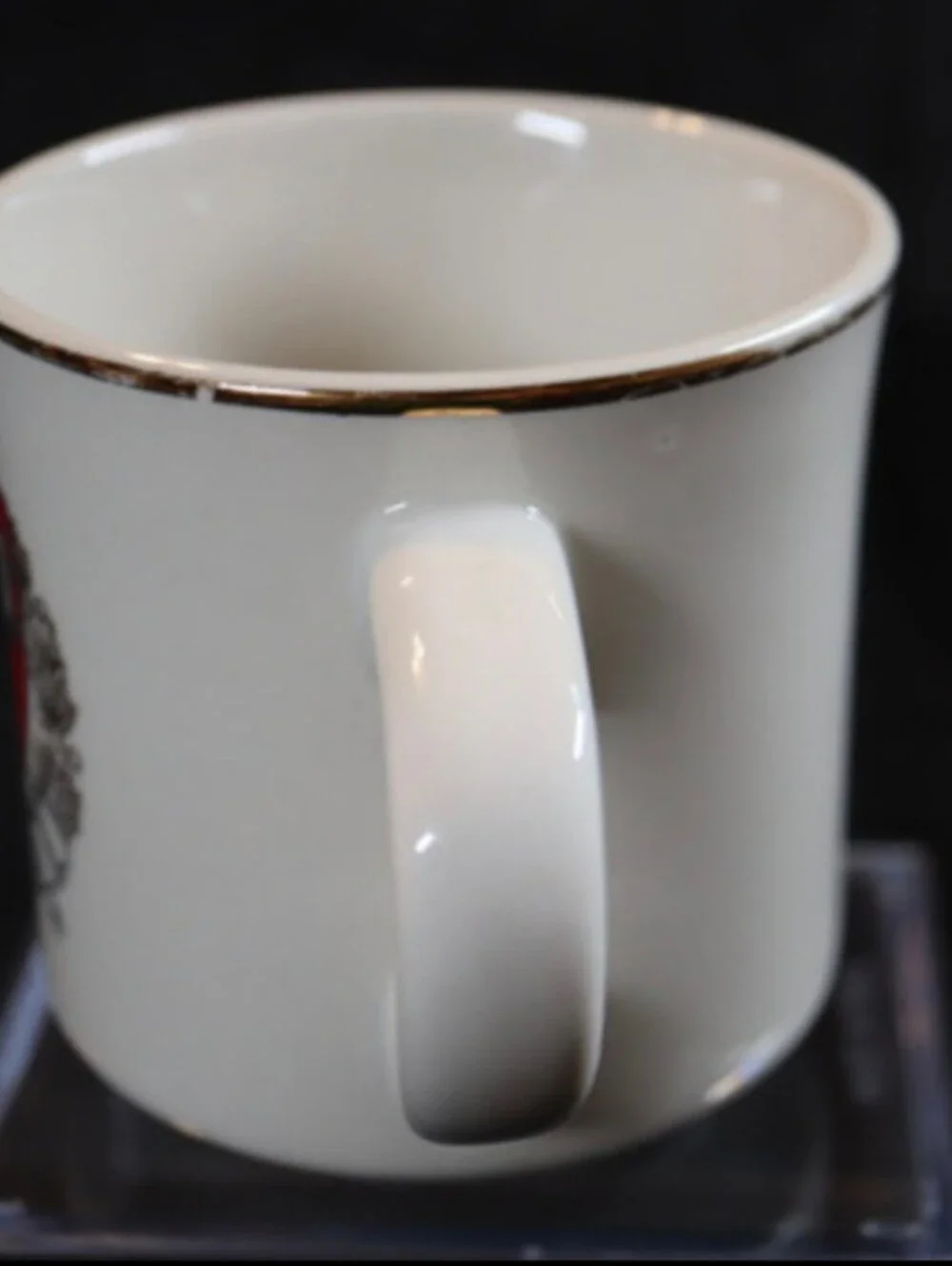 Vintage Harvard University Ve Ri Tas Crest Gold Rimmed Coffee/Tea Cup